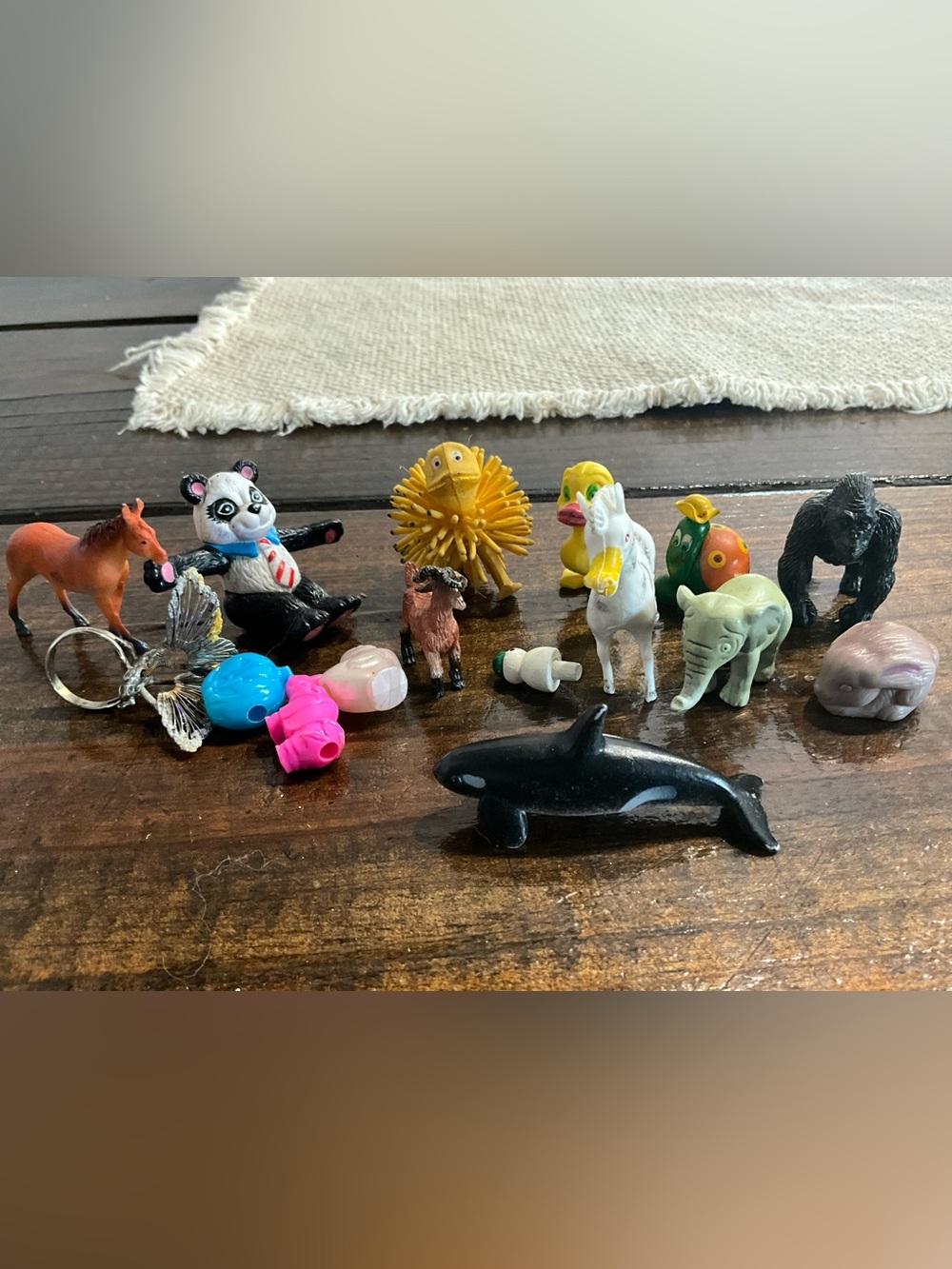Vintage Modern Mixed Lot of 16 Animal Figures PVC Plastic Junk Drawer Lot